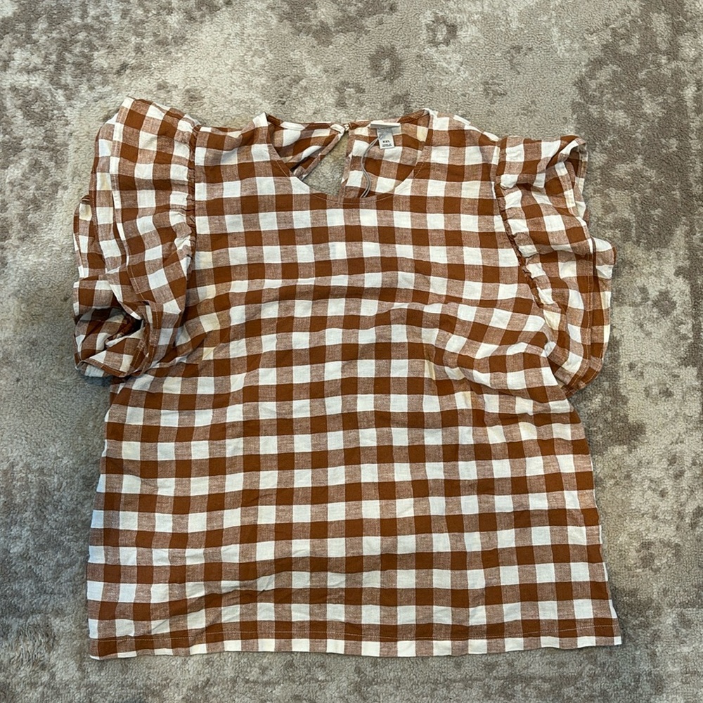 Work type shirt with checkered pattern, short sleeved